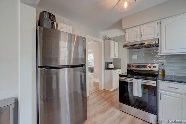 59 Wellesley Drive, Pleasant Ridge, MI 48069