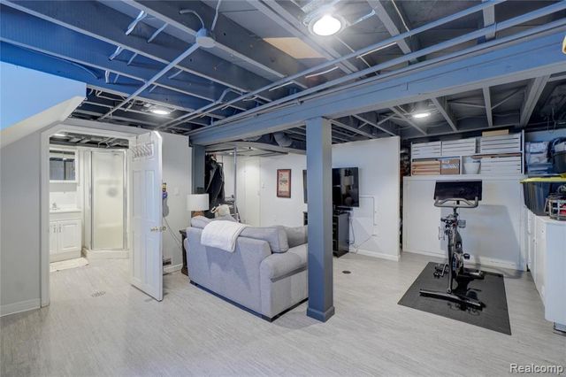 59 Wellesley Drive, Pleasant Ridge, MI 48069