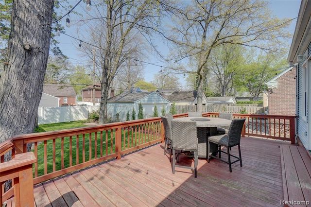 59 Wellesley Drive, Pleasant Ridge, MI 48069