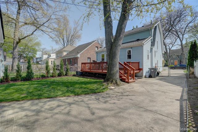 59 Wellesley Drive, Pleasant Ridge, MI 48069