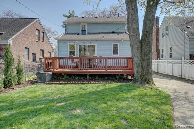 59 Wellesley Drive, Pleasant Ridge, MI 48069