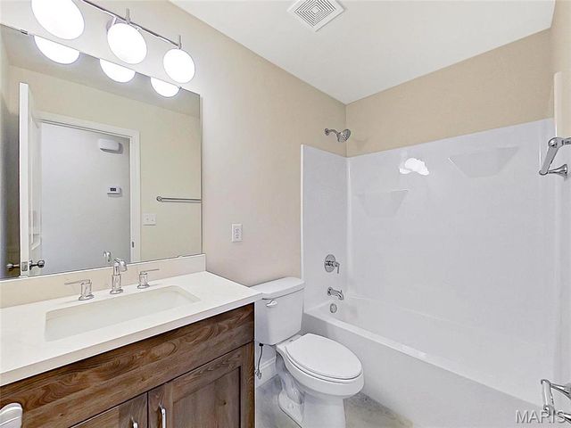 220 Great Bear Pass, Foristell, MO 63348