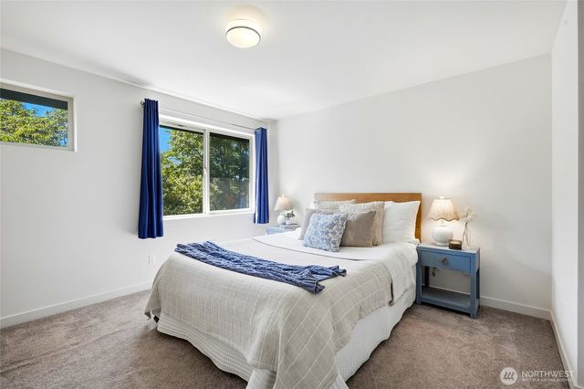 5179 42nd Avenue S, Seattle, WA 98118