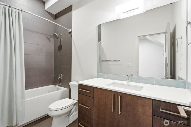 5179 42nd Avenue S, Seattle, WA 98118