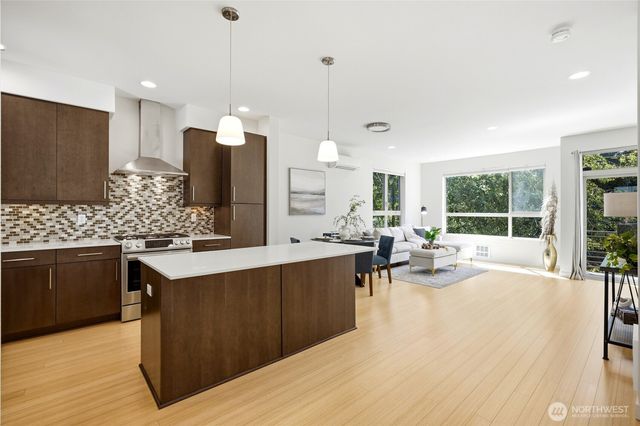 5179 42nd Avenue S, Seattle, WA 98118