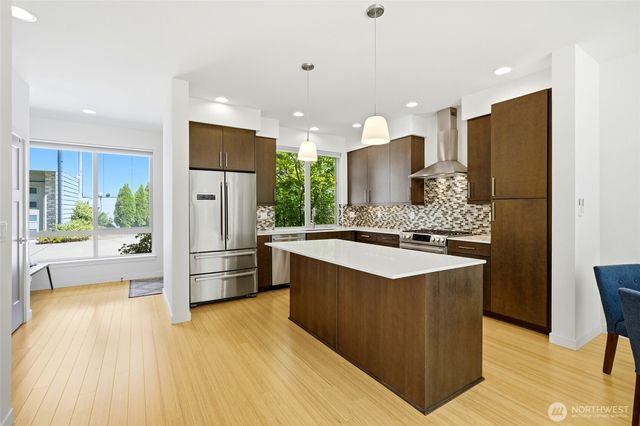 5179 42nd Avenue S, Seattle, WA 98118