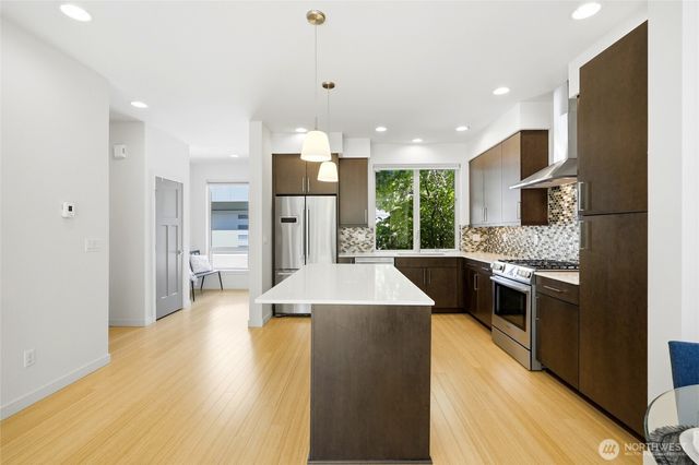 5179 42nd Avenue S, Seattle, WA 98118