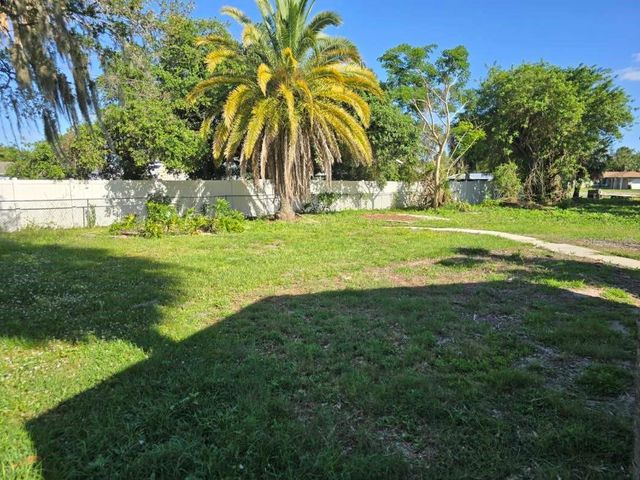 1660 EAGLE STREET, Port Charlotte, FL 33952