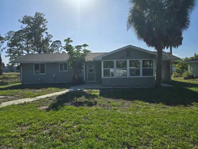 1660 EAGLE STREET, Port Charlotte, FL 33952
