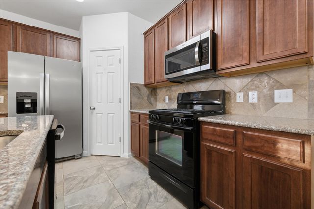 11400 W Parmer LN 88, Cedar Park, TX 78613