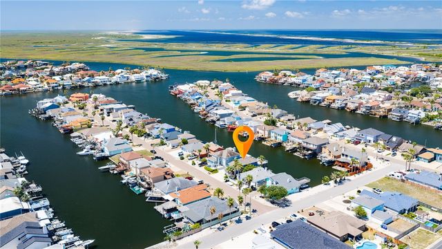 15309 BEAUFORT Ct, Corpus Christi, TX 78418
