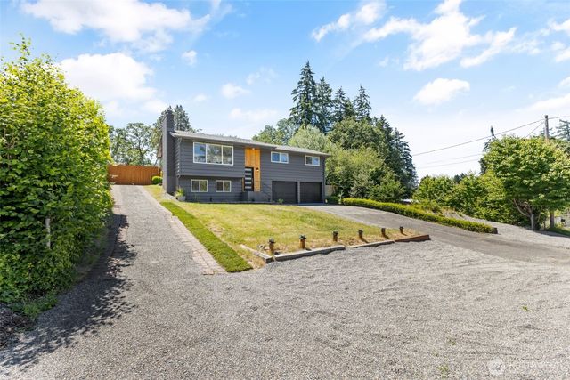 8712 Wildwood Avenue SW, Lakewood, WA 98498