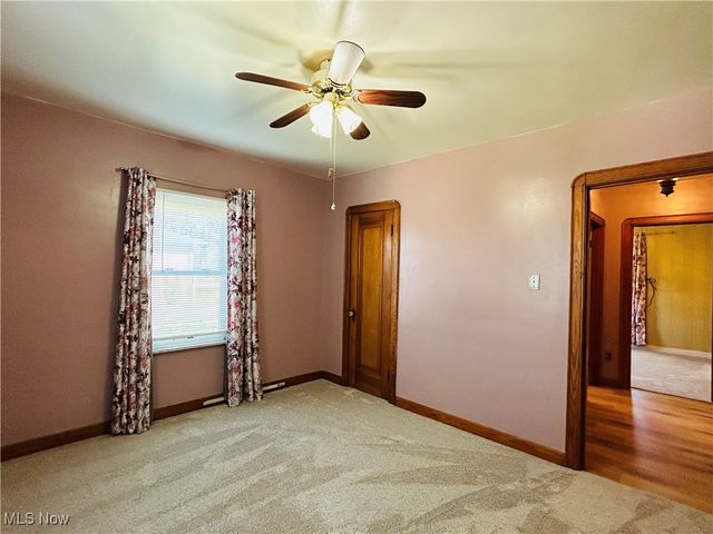 141 Cleveland Road, Weirton, WV 26062