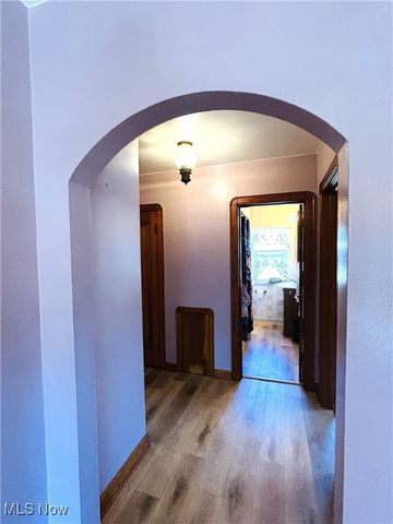 141 Cleveland Road, Weirton, WV 26062