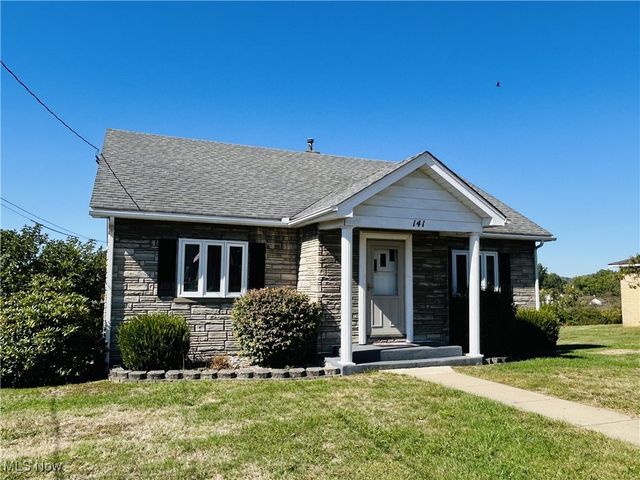 141 Cleveland Road, Weirton, WV 26062