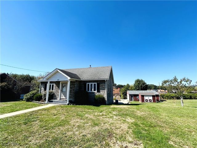141 Cleveland Road, Weirton, WV 26062