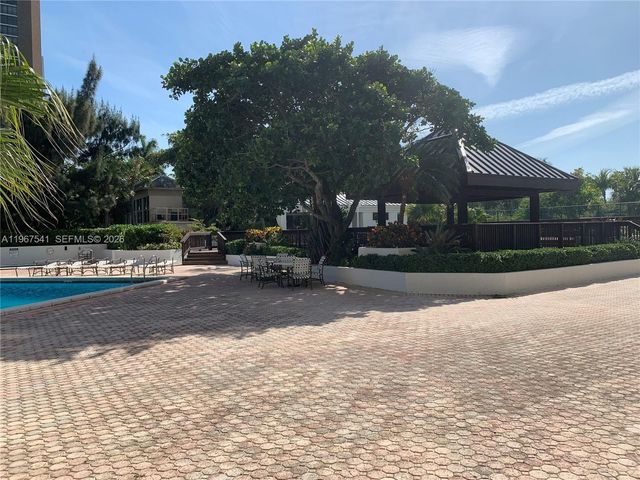 780 NE 69th St 2504, Miami, FL 33138