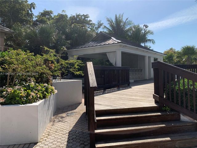 780 NE 69th St 2504, Miami, FL 33138