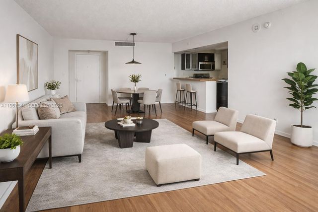 780 NE 69th St 2504, Miami, FL 33138