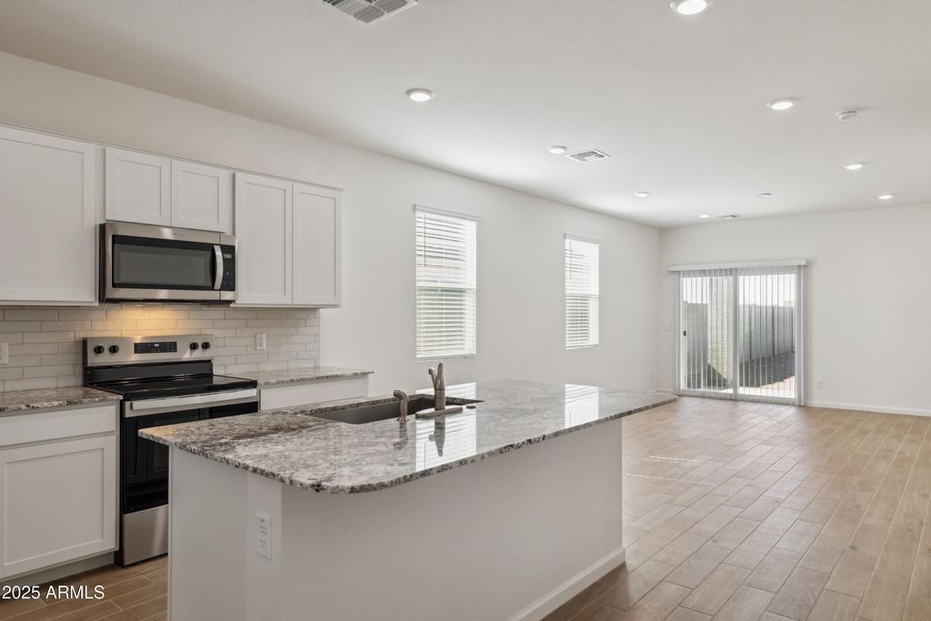 25429 W LA SALLE Street, Buckeye, AZ 85326 — photo 4