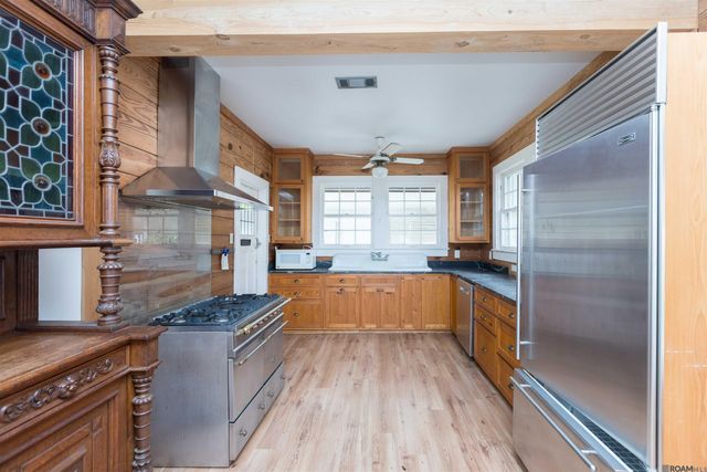 3210 Perkins Rd, Baton Rouge, LA 70808