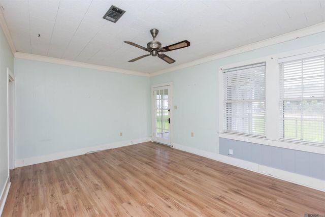 3210 Perkins Rd, Baton Rouge, LA 70808