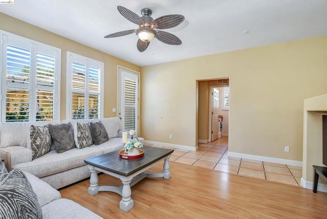 97 Lexington St, Brentwood, CA 94513