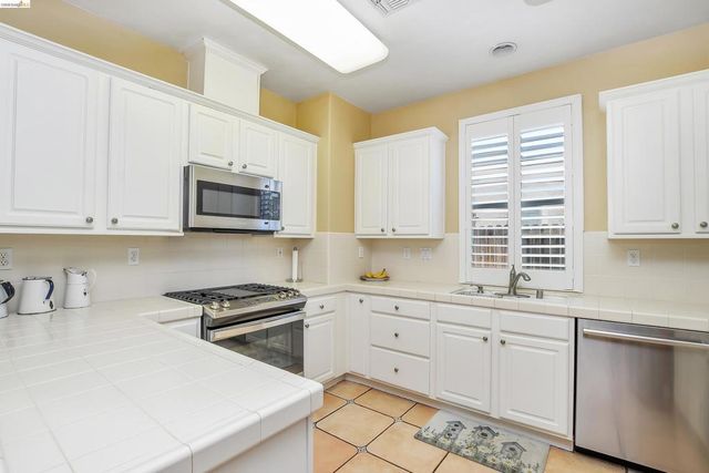 97 Lexington St, Brentwood, CA 94513