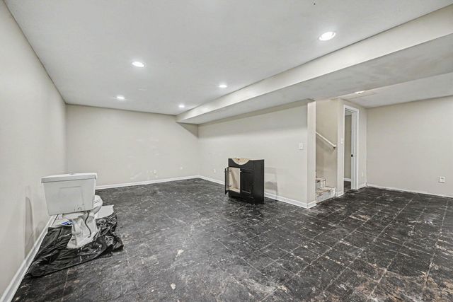 5931 Zenith Avenue N, Brooklyn Center, MN 55429