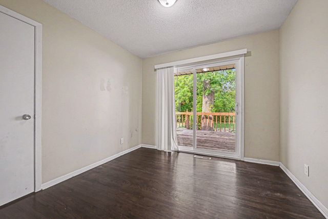 5931 Zenith Avenue N, Brooklyn Center, MN 55429