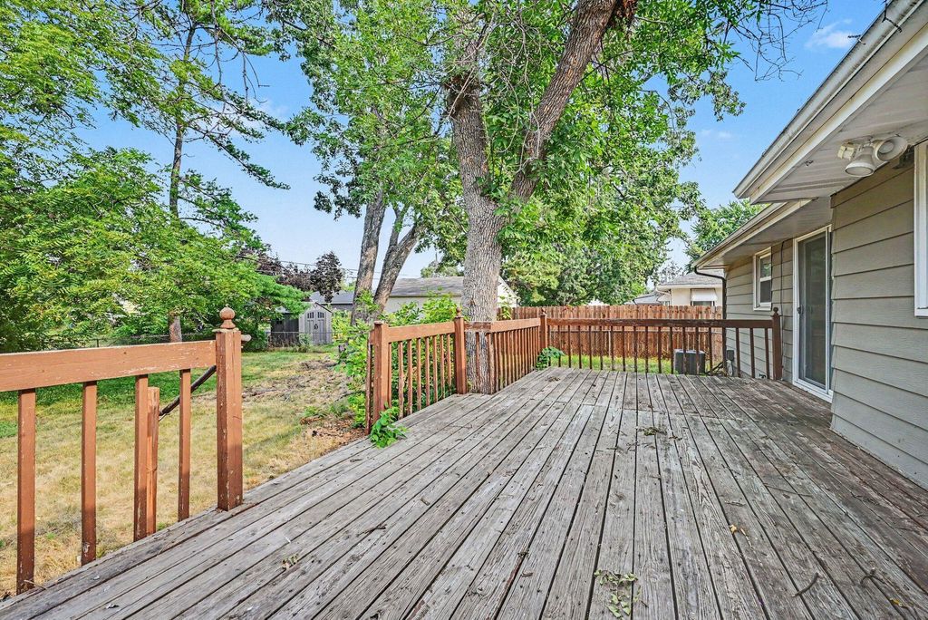 5931 Zenith Avenue N, Brooklyn Center, MN 55429 — photo 4