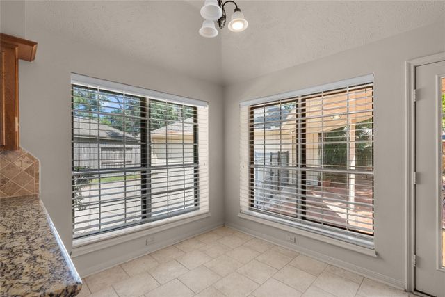 2002 Firtree Way, Houston, TX 77062