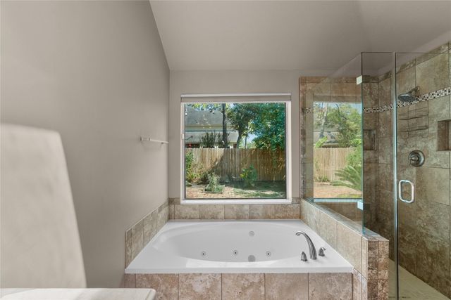 2002 Firtree Way, Houston, TX 77062