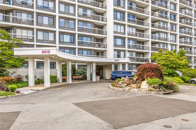 300 High Point Drive 514, Hartsdale, NY 10530