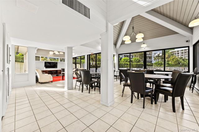 300 High Point Drive 514, Hartsdale, NY 10530