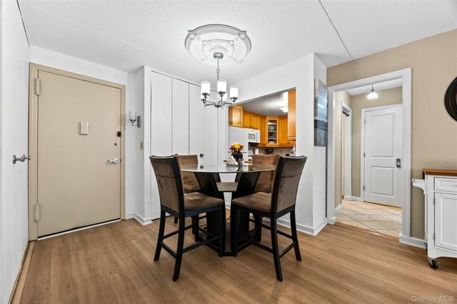 300 High Point Drive 514, Hartsdale, NY 10530