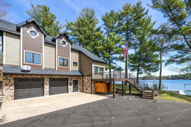W5020 W LONG LAKE ROAD, Waupaca, WI 54981