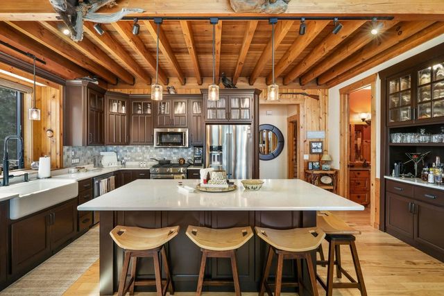 W5020 W LONG LAKE ROAD, Waupaca, WI 54981