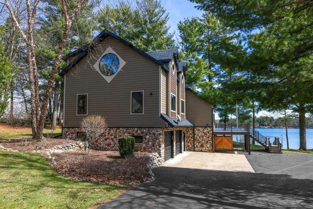 W5020 W LONG LAKE ROAD, Waupaca, WI 54981