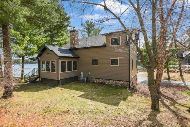 W5020 W LONG LAKE ROAD, Waupaca, WI 54981
