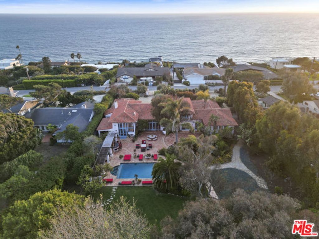 7332 Birdview Avenue, Malibu, CA 90265