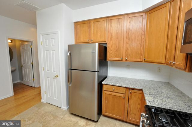 328 HELEN DR, Cinnaminson, NJ 08077