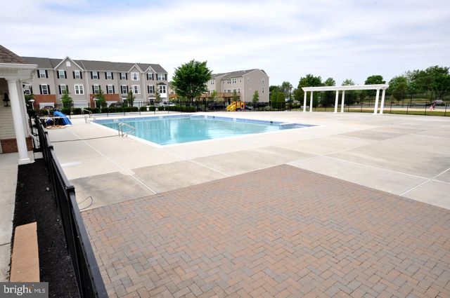 328 HELEN DR, Cinnaminson, NJ 08077