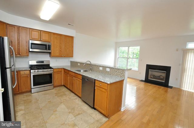 328 HELEN DR, Cinnaminson, NJ 08077