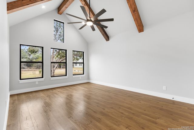 181 DEERWOOD CIR, Bandera, TX 78003