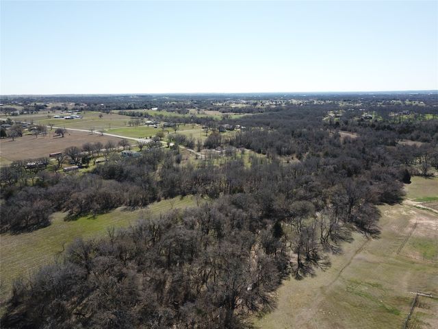 941 County Road 4270, Decatur, TX 76234