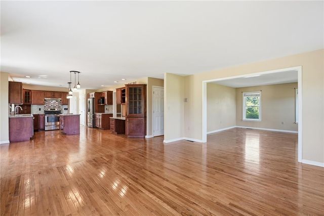 590 Fehr Road, Bushkill Twp, PA 18064