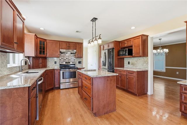 590 Fehr Road, Bushkill Twp, PA 18064
