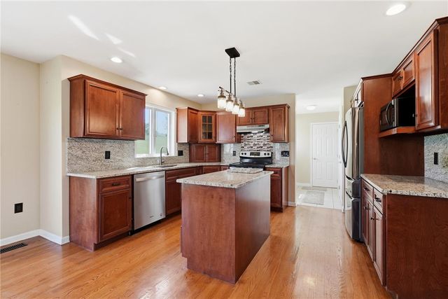 590 Fehr Road, Bushkill Twp, PA 18064