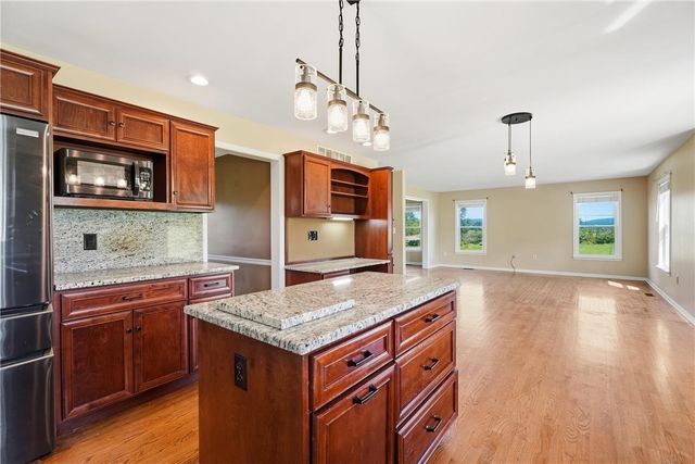 590 Fehr Road, Bushkill Twp, PA 18064